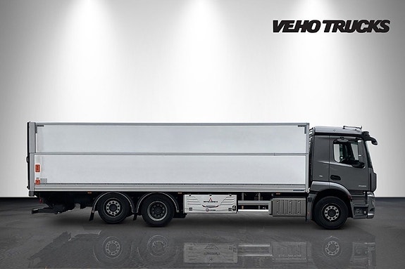 Mercedes-Benz Actros 2535 6x2 Höj/Sänk Kyl/Frys 21 pallar 6 of 19