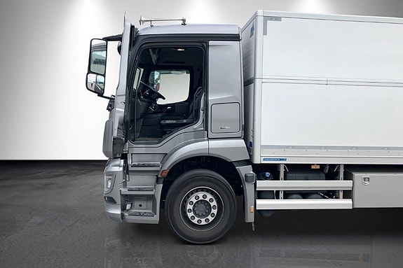 Mercedes-Benz Actros 2535 6x2 Höj/Sänk Kyl/Frys 21 pallar 9 of 19