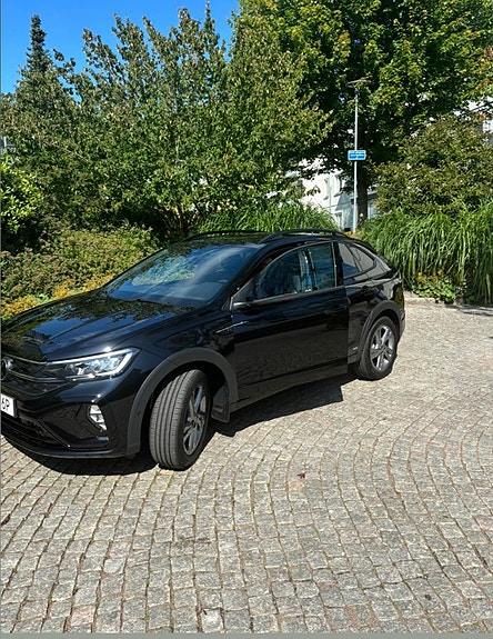Volkswagen Taigo 2 of 9