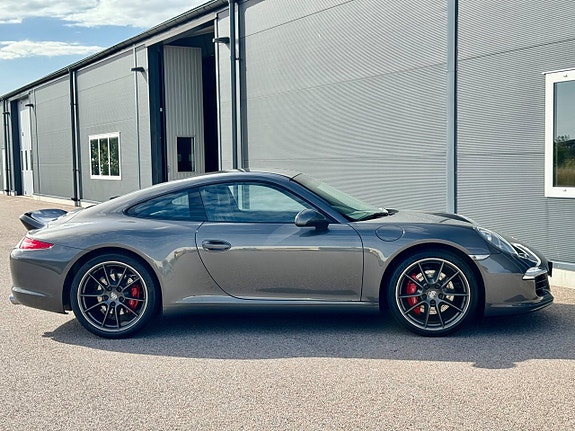Porsche 911 Carrera S 12 of 13
