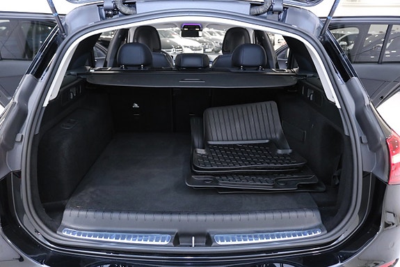 Mercedes-Benz C300 16 of 26