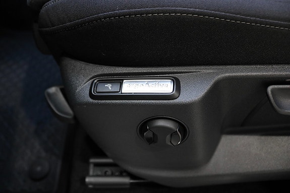 Volkswagen Tiguan 23 of 30