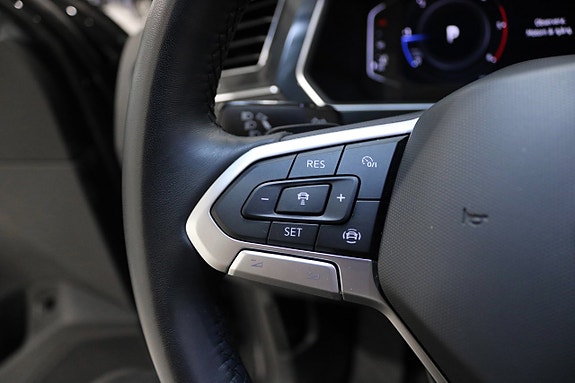 Volkswagen Tiguan 30 of 30