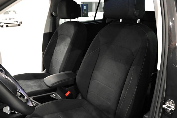 Volkswagen Tiguan 15 of 30