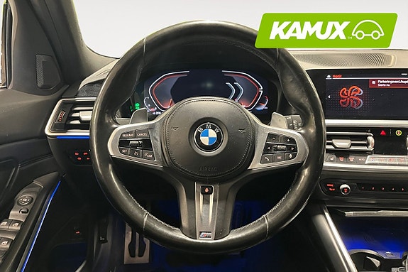 BMW 320 12 of 26