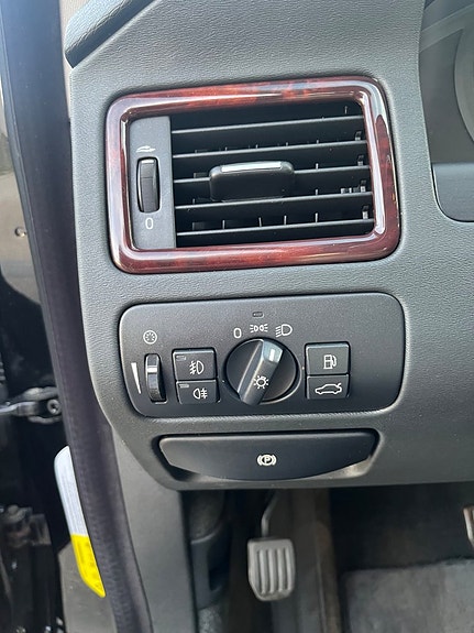 Volvo S80 25 of 27