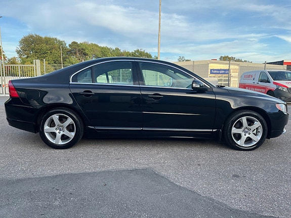 Volvo S80 4 of 27