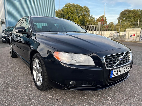 Volvo S80 3 of 27