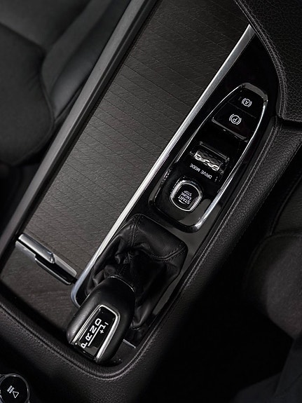 Volvo V90 Cross Country 19 of 29