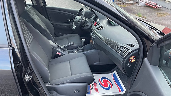 Renault Megane 9 of 16