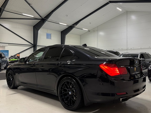 BMW 740d xDrive 3.0 6 cyl. 306 ch BVA / 154 910 km / Head-Up / Night Vision / Toit ouvrant / Cuir confort
