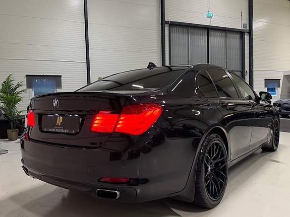 BMW 740d xDrive 3.0 6 cyl. 306 ch BVA / 154 910 km / Head-Up / Night Vision / Toit ouvrant / Cuir confort