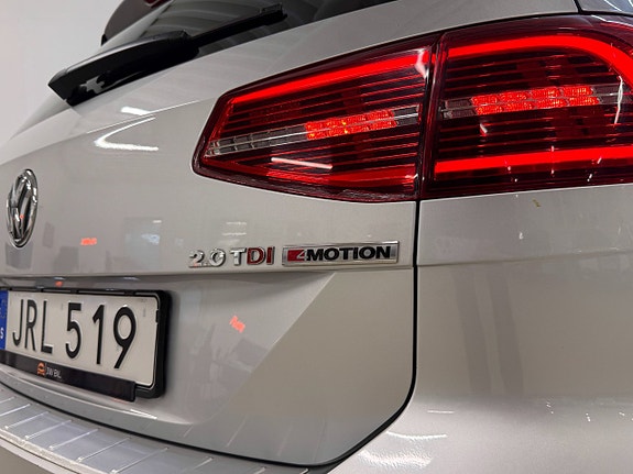 Volkswagen Passat 28 of 29