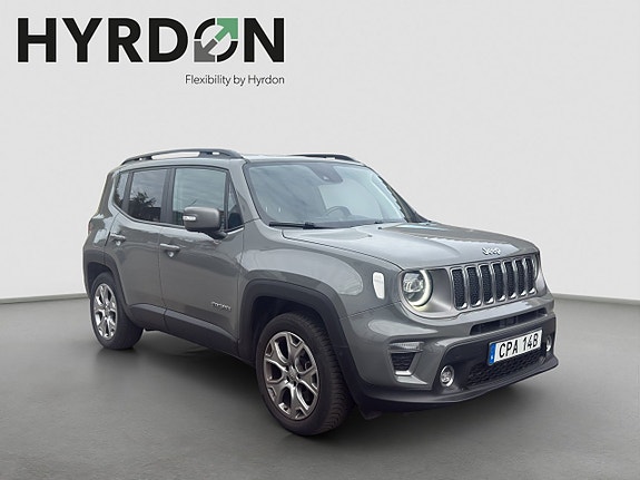 Jeep Renegade 3 of 15