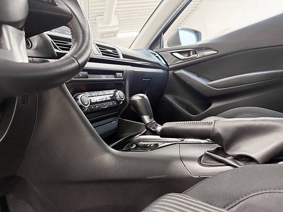 Mazda 3 10 of 24