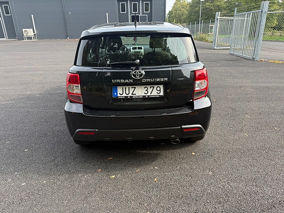Toyota Urban Cruiser 8 of 9