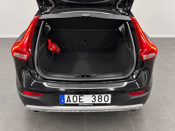 Volvo V40 Cross Country 6 of 12
