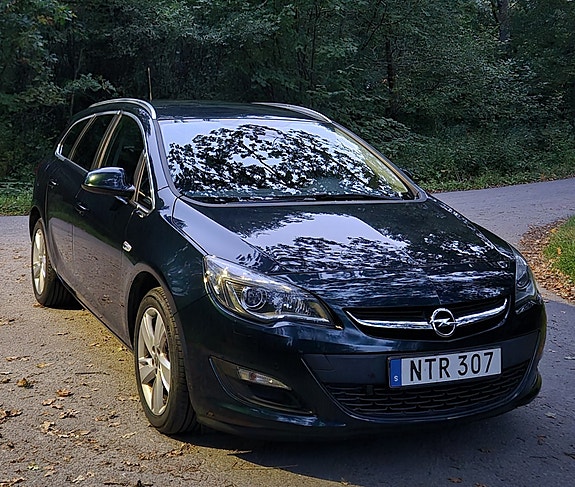 Opel Astra 11 of 14