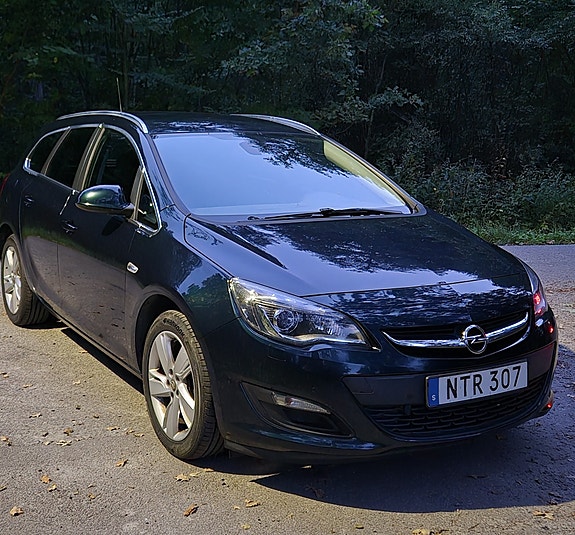 Opel Astra 8 of 14