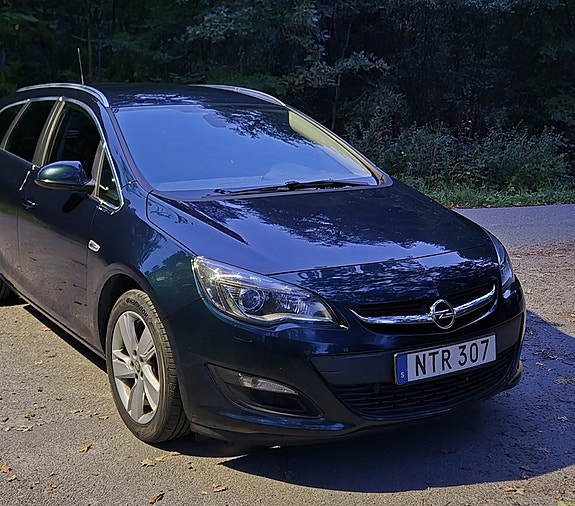 Opel Astra 2 of 14