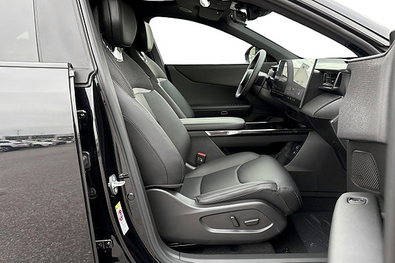 Mazda CX-6e 15 of 30