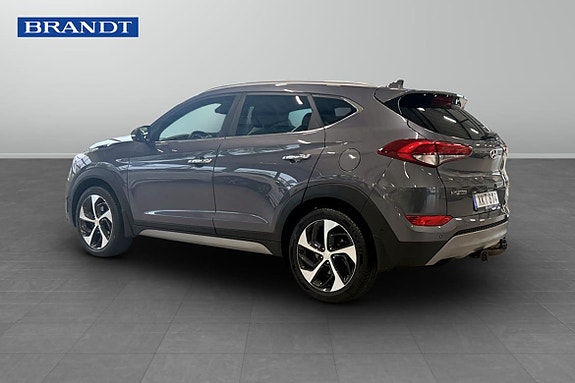 Hyundai Tucson 3 of 10