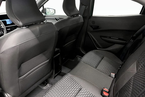 Renault Clio 7 of 8