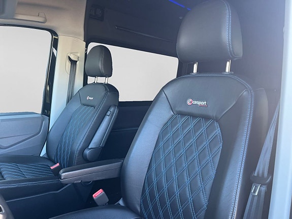 Volkswagen Crafter 11 of 15