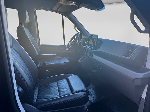 Volkswagen Crafter 9 of 15