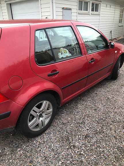 Volkswagen Golf IV 2 of 10