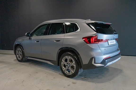 BMW X1 4 of 14