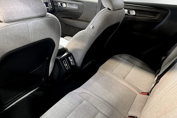 Volvo C40 16 of 18