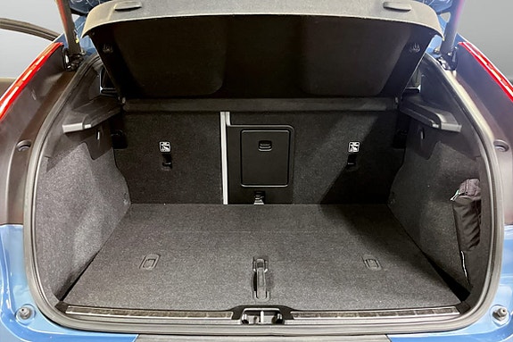 Volvo C40 17 of 18