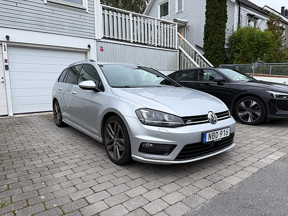 Volkswagen Golf VII 2 of 14