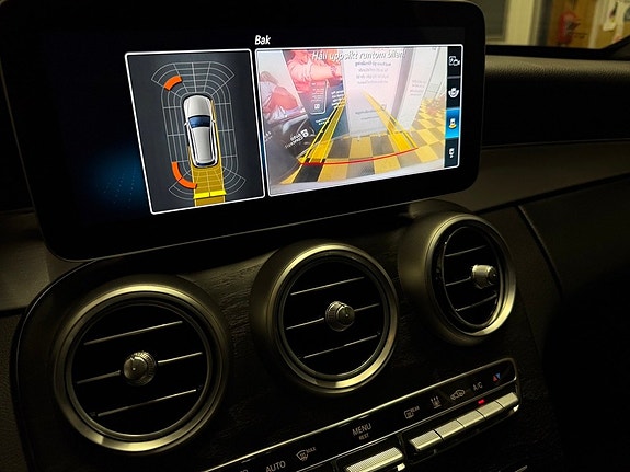 Mercedes-Benz C220 d 30 of 30