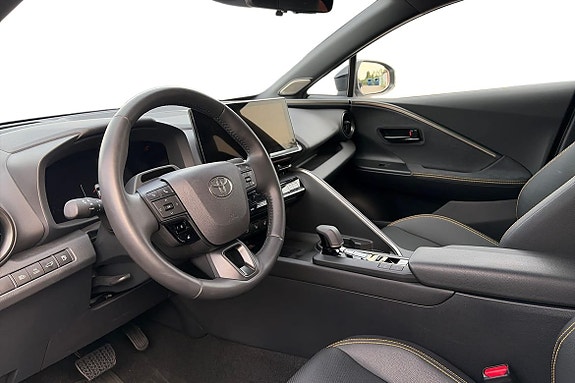 Toyota C-HR 12 of 21