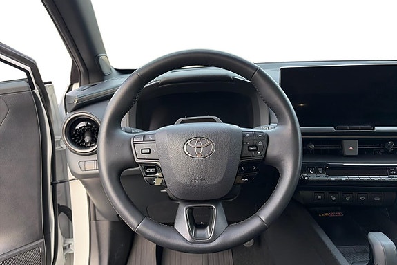 Toyota C-HR 10 of 21