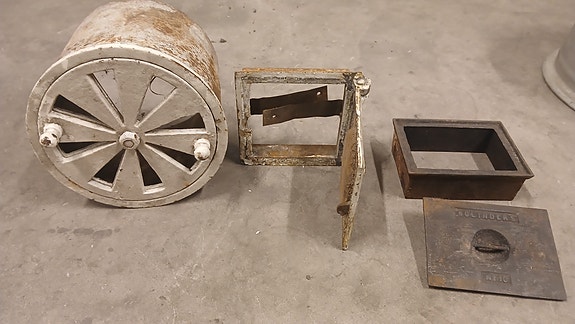Product image 2 of 6