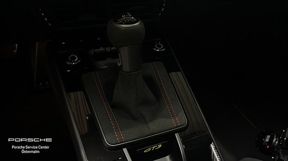 Porsche 911 GT3 15 of 15
