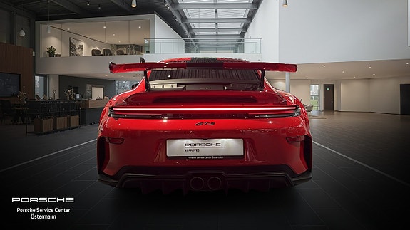 Porsche 911 GT3 8 of 15