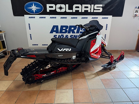 Polaris 650 INDY VR1 DYNAMIX 137" ABRIS SÄLEN Köp online 6 of 8
