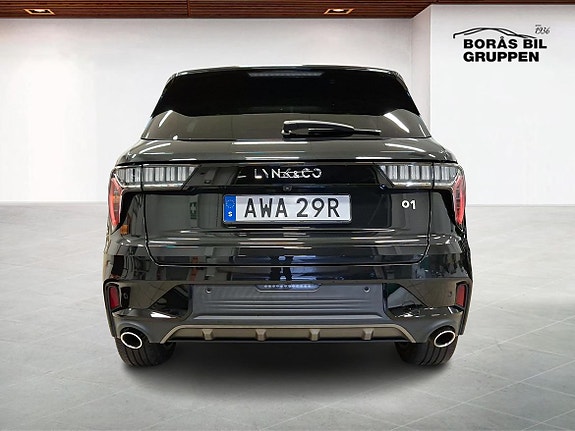 Lynk & Co 01 3 of 5