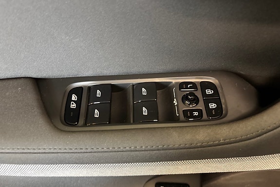Polestar 2 23 of 24