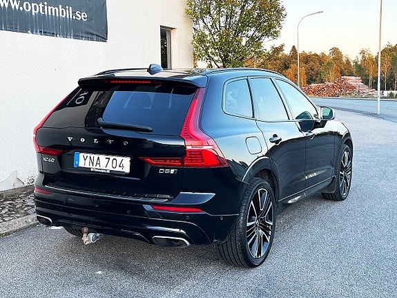 Volvo XC60 8 of 23
