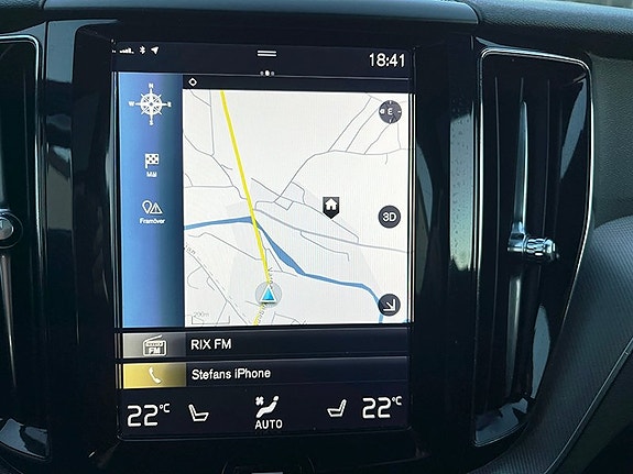 Volvo XC60 15 of 23