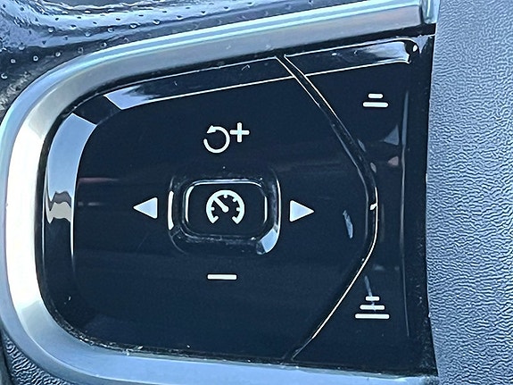 Volvo XC60 19 of 23