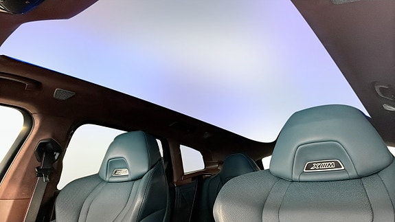 BMW XM 7 of 7