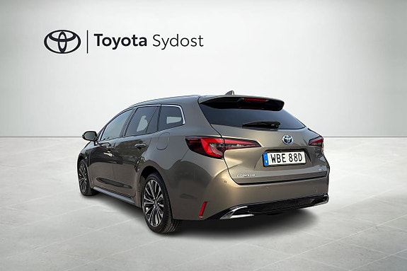 Toyota Corolla 18 of 21
