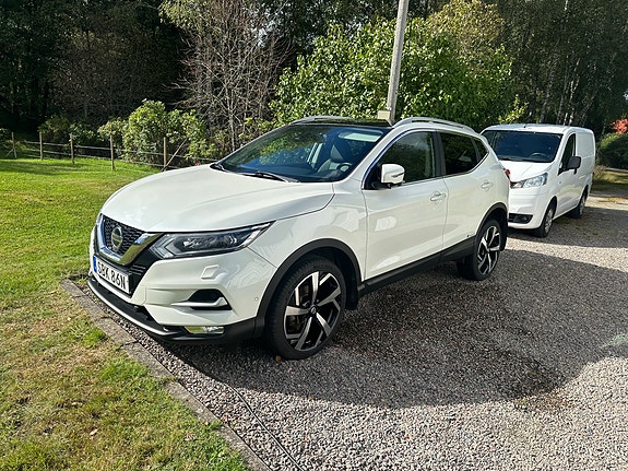 Nissan Qashqai 2 of 5