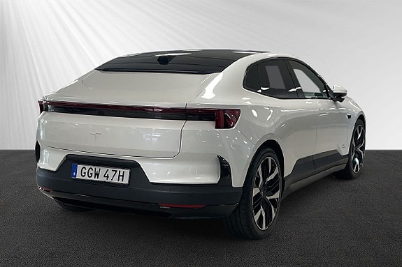 Polestar 4 3 of 12